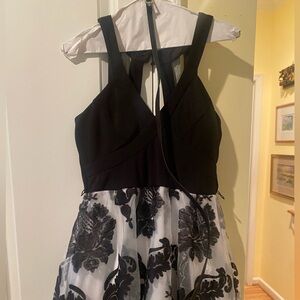 Elegant Black and White Floral Dress with Belt